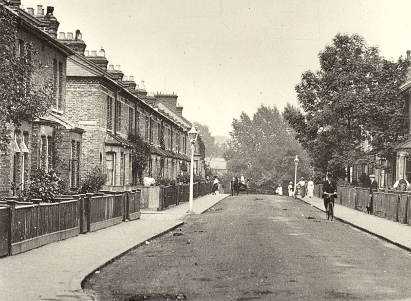 102, Then, Burnhill Road, c1910.jpg
